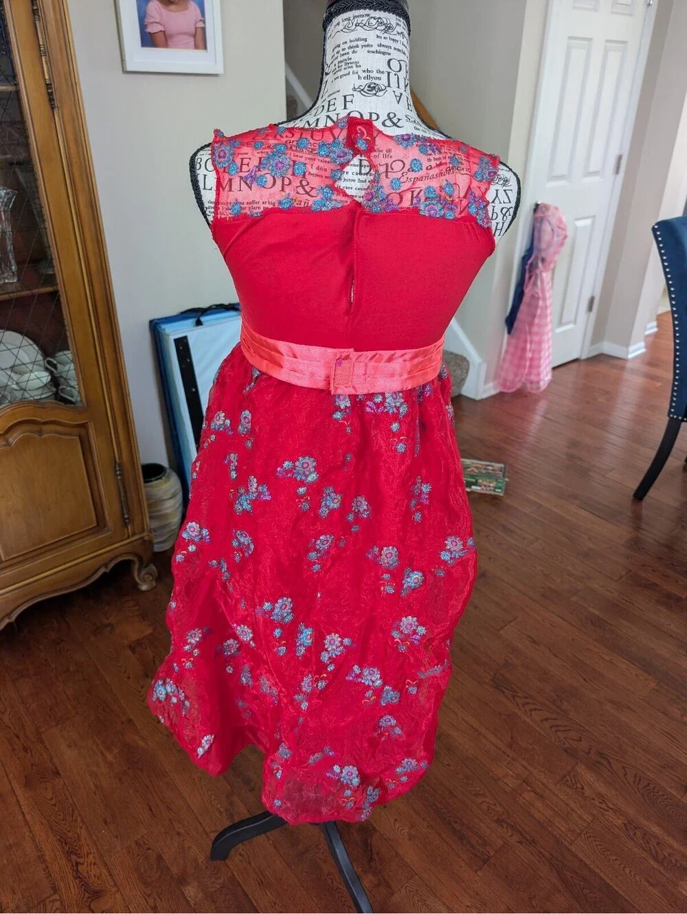 Disney Elena of Avalor Girl's Costume Dress Size M (7-8)